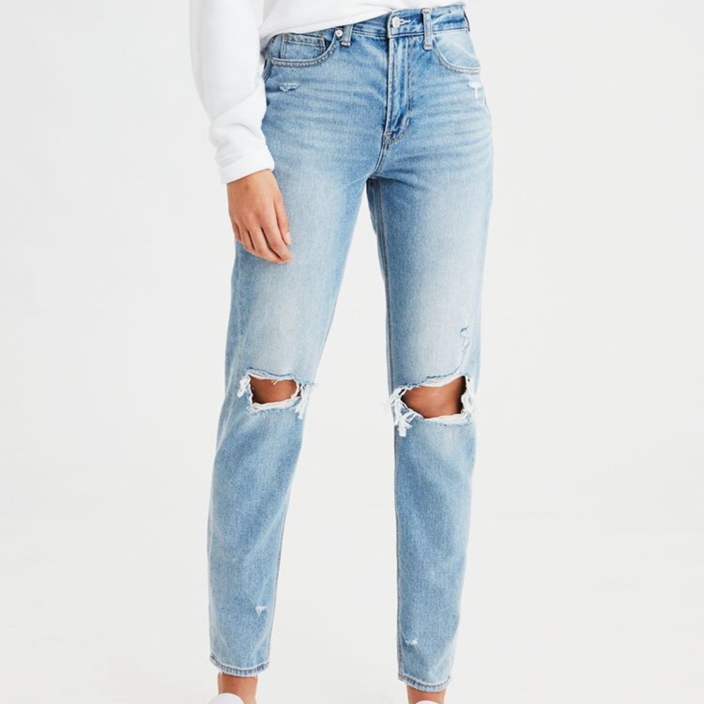 American Eagle mom Jeans